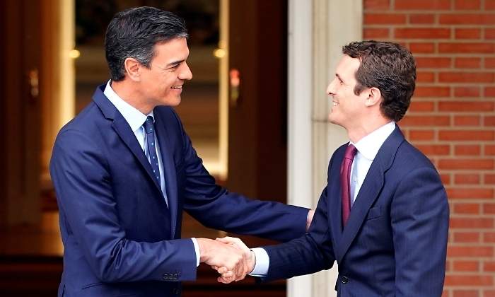 sanchez-casado-moncloa-6mayo19-reuters.jpg