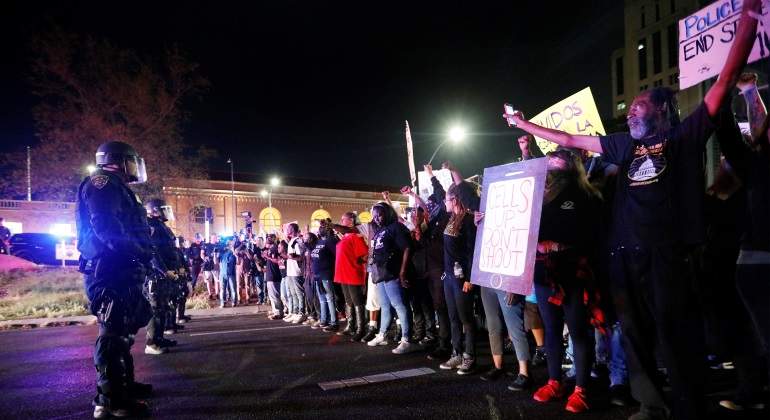 manifestacion-sacramento-autopsia-afroamericano-Stephon-Clark-reuters-770x420.jpg
