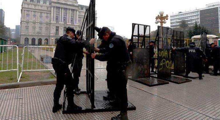 Policia-Ciudad-de-Buenos-Aires-Reuters.jpg