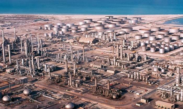 refinerias-arabia-saudi.jpg