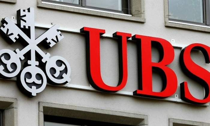 ubs-letras-fachada-770.jpg