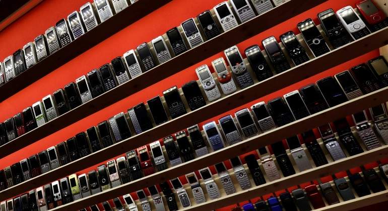 celulares-viejos-reuters-770.jpg