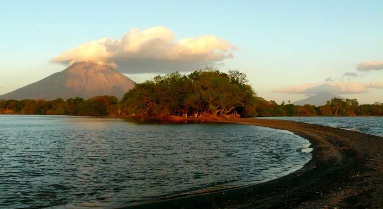 nicaragua-volcan-cata-770x420.jpg