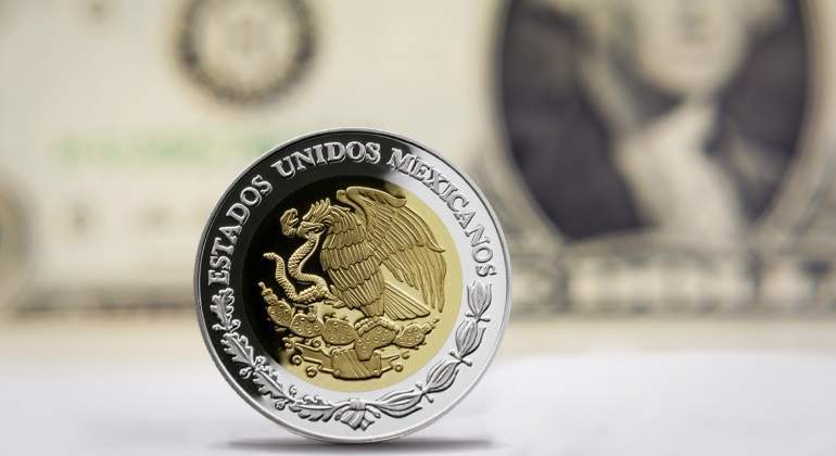 peso-reuters-770.jpg