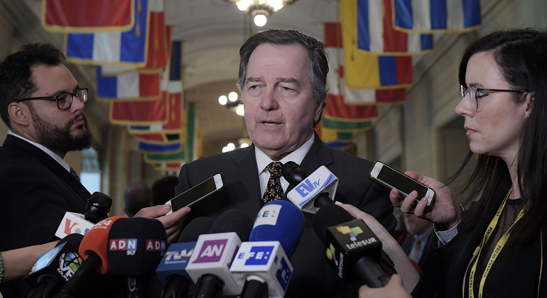 canciller-ampuero-efe.png