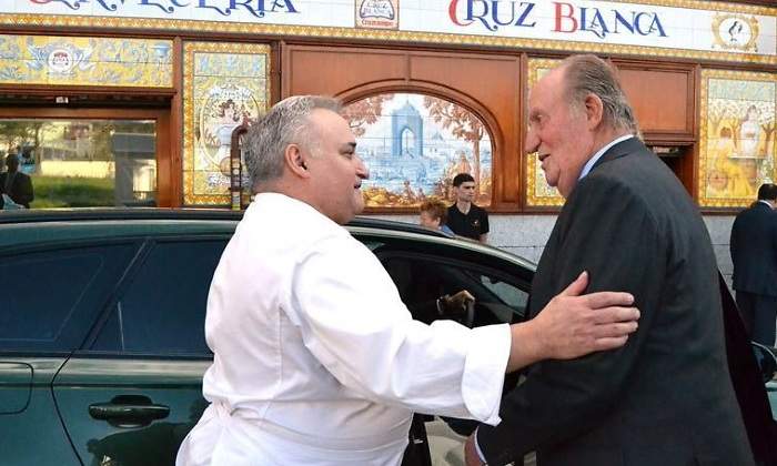 cruz-blanca-vallecas-cocido-rey-emerito-1.jpg