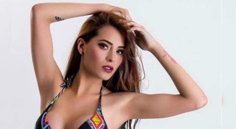 TALIA-ACAPULCO-SHORE-VIDEO.jpg