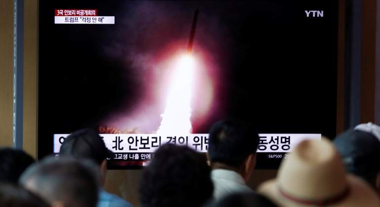 corea-del-norte-lanza-misiles-reuters-770.jpg