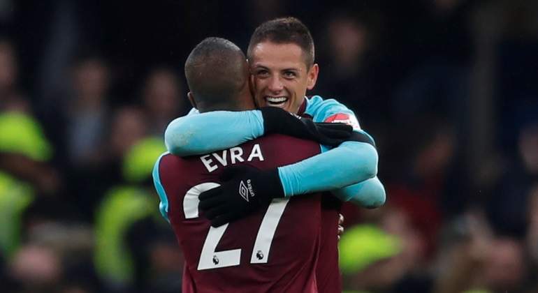 Chicharito-Chelsea-reuters.jpg