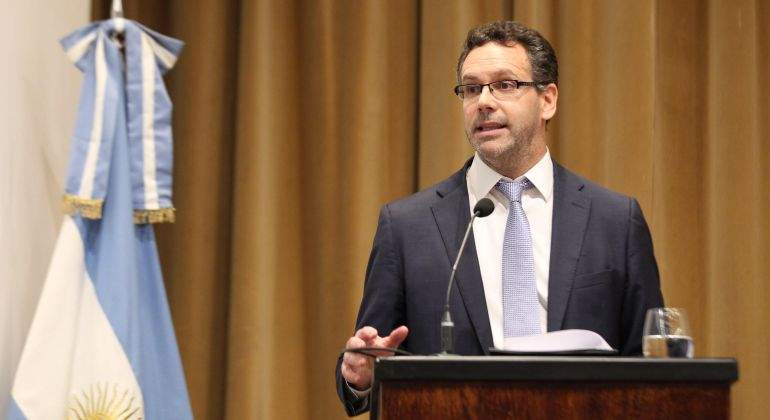 Guido-Sandleris-Reuters.jpg