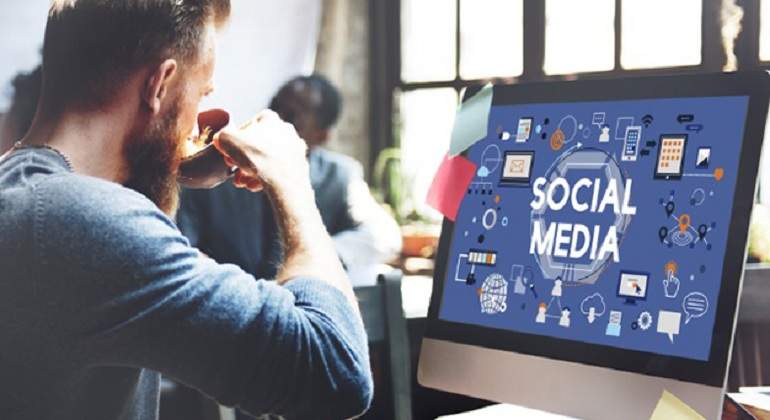 Redes Sociales