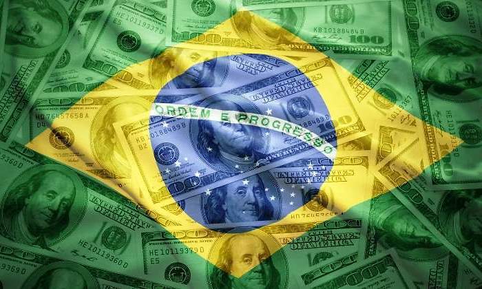 brasil-bandera-dolares-crisis-dreamstime.jpg