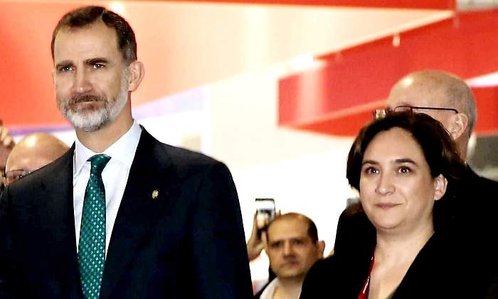 felipe-vi-colau-efe.jpg