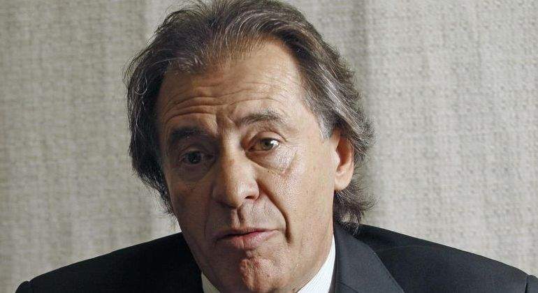 Suspendieron al banco de Cristóbal López Suspendieron al banco de Cristóbal López