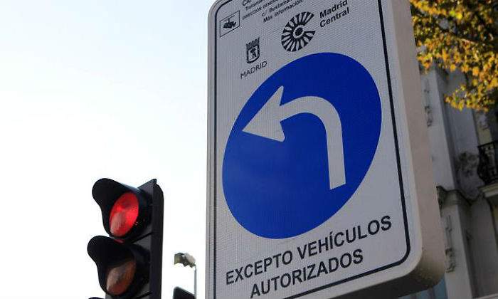 central-madrid-senal-semaforo.jpg