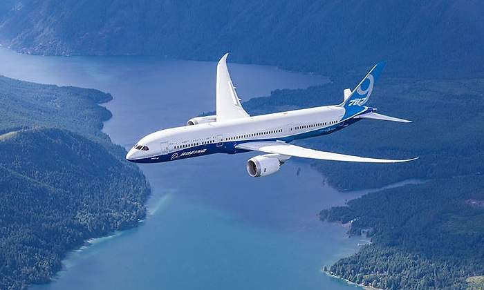 Boeing-787-Dreamliner.jpg