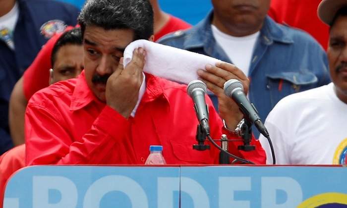 maduro-toalla-reuters.jpg