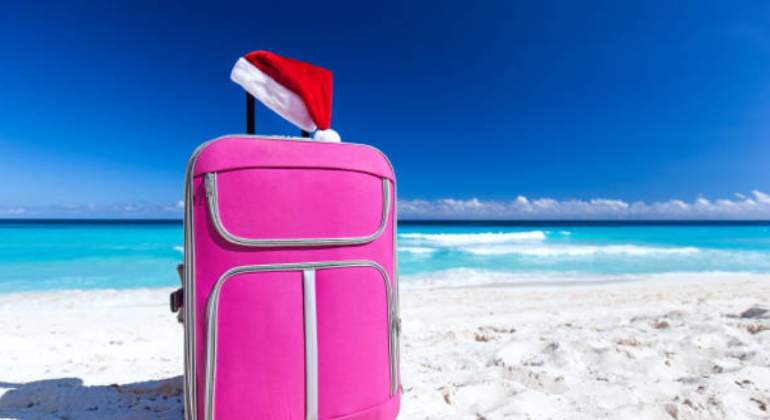 navidad-maleta-viaje-playa-cancun-istock-770.jpg