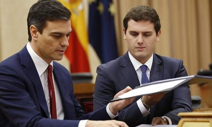 sanchez-rivera-acuerdo2016-efe.jpg