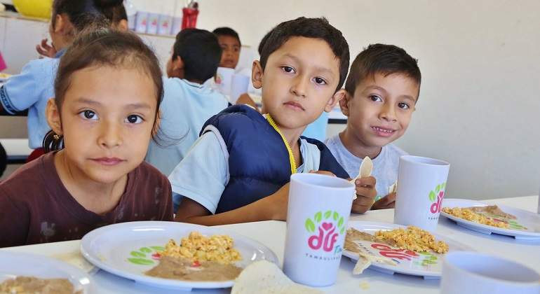 comida-escuela-DIF-770-420-notimex.jpg