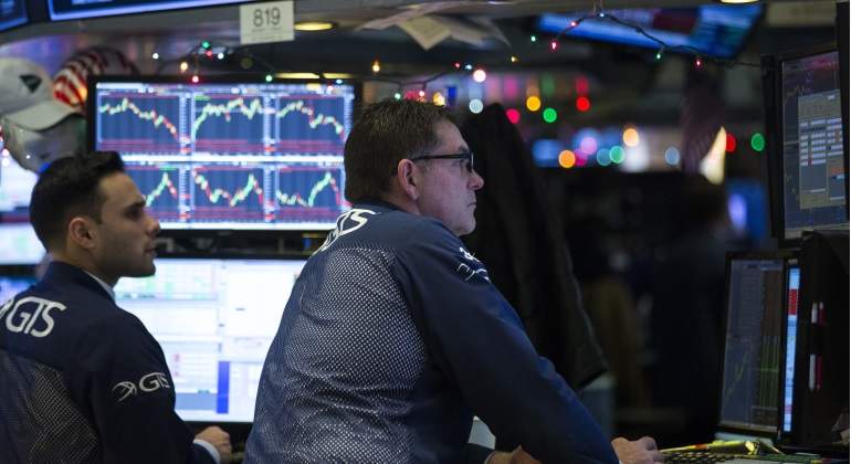 El Nasdaq supera los 7.000 puntos por primera vez en su historia El Nasdaq supera los 7.000 puntos por primera vez en su historia