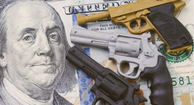 armas-dolar-770x420-dreamstime.jpg