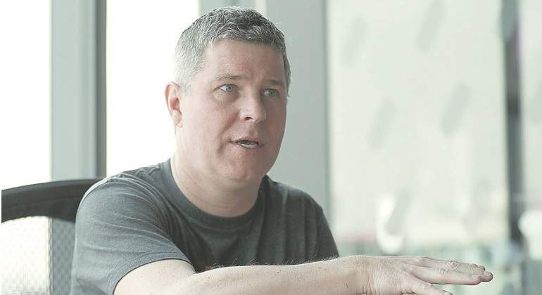 steve-logue-consejero-virgin-mobile-770x420-eluniversal.jpg
