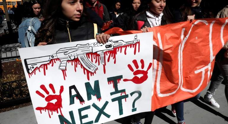 estudiantes-manifiestan-770-reuters.jpg