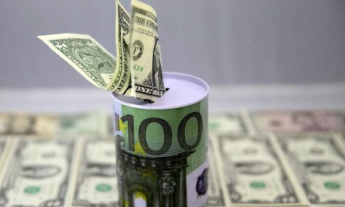 euro-dolar-hucha.jpg