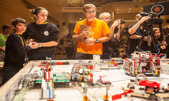 FIRST-LEGO-League.jpg