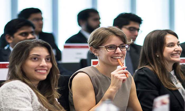 ESADE-Mujeres.jpg