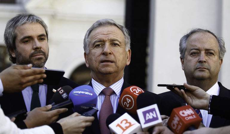 larrainministro.jpg