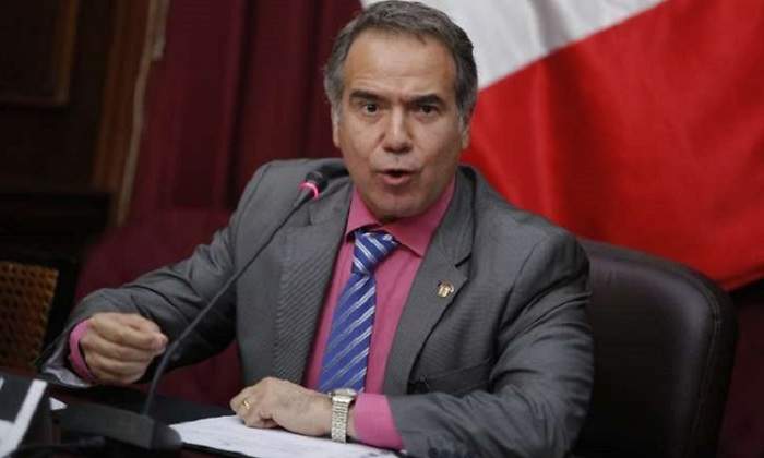 petrozzi.jpg