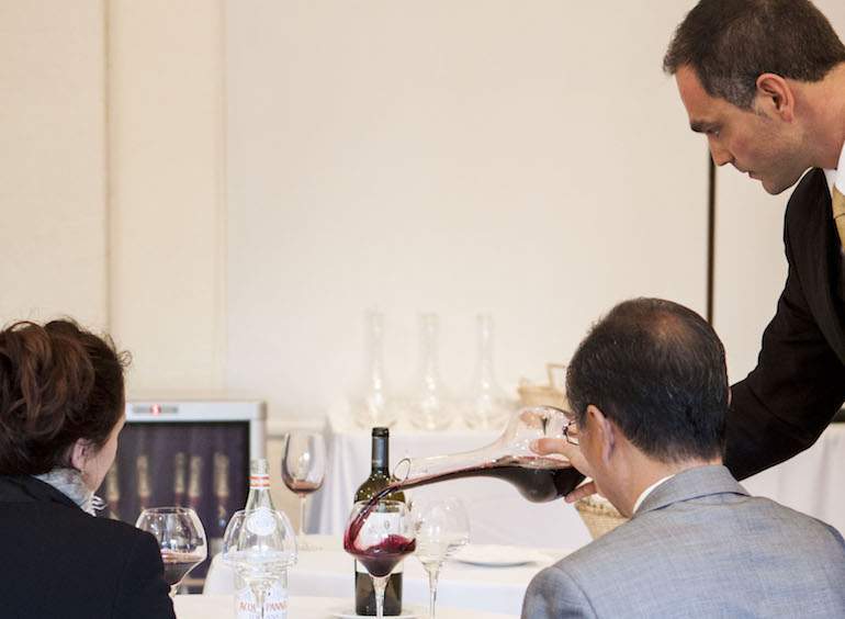sommelier.jpg