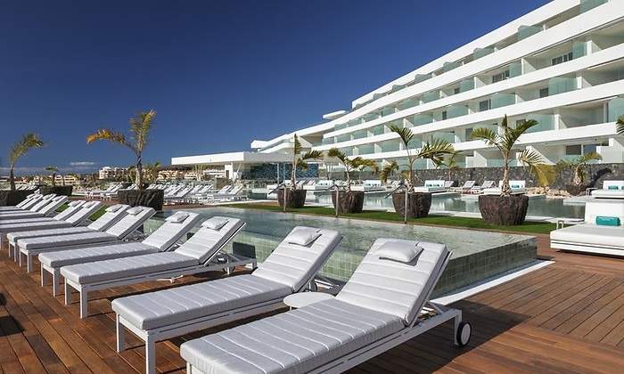 HotelRoyalHideaway-1.jpg