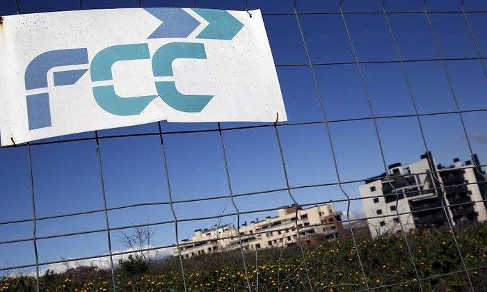 fcc-cartel-valla-efe.jpg