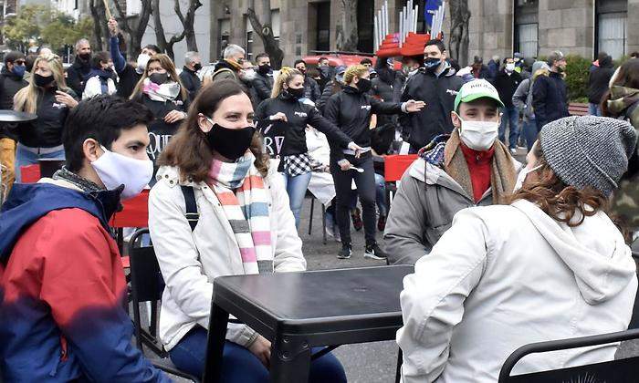 Reuniones-sociales.jpg