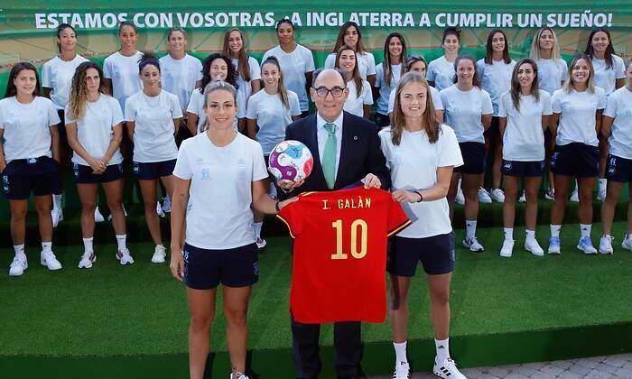 Seleccion-femenina-de-futbol_Iberdrola-1.jpg