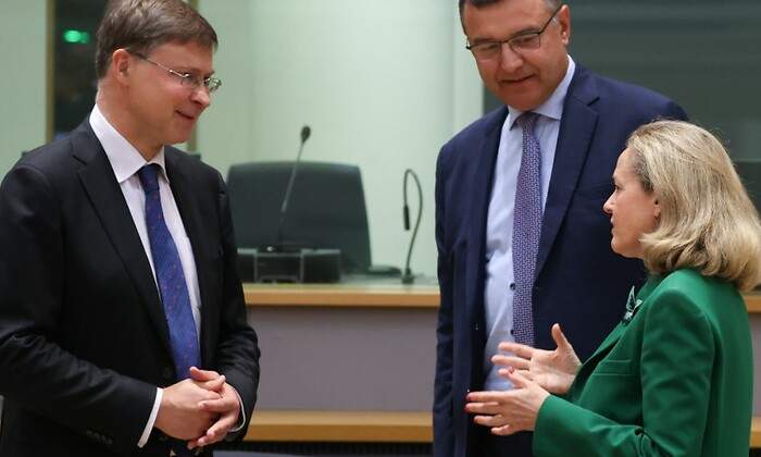 Calvino-y-Dombrovskis.jpg