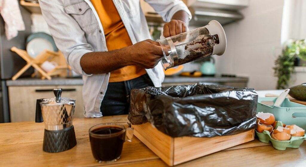 Cómo utilizar los posos de café para ahuyentar hormigas