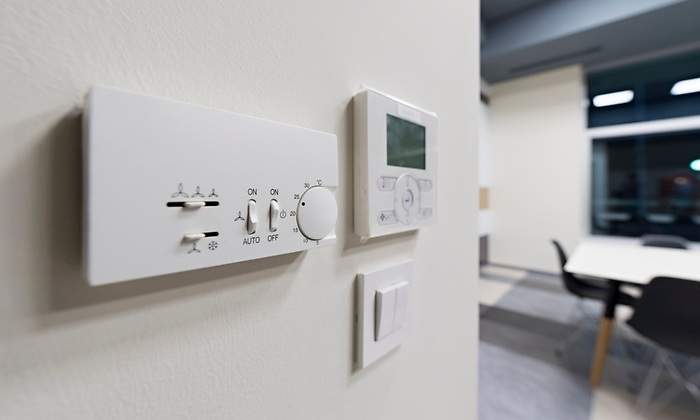 calefaccion-temperatura-oficina-iStock-539006844.jpg