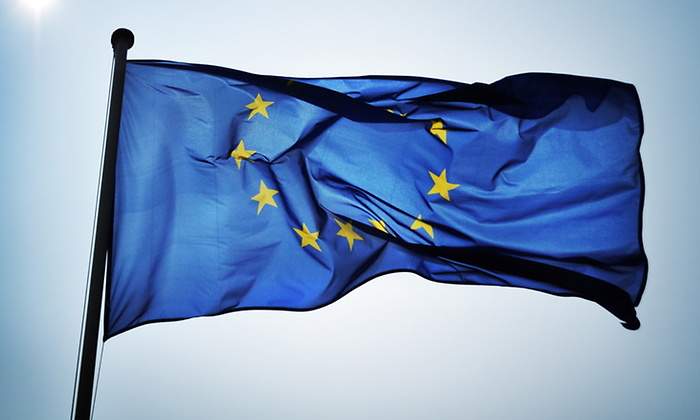 europa-bandera-dreamstime.jpg