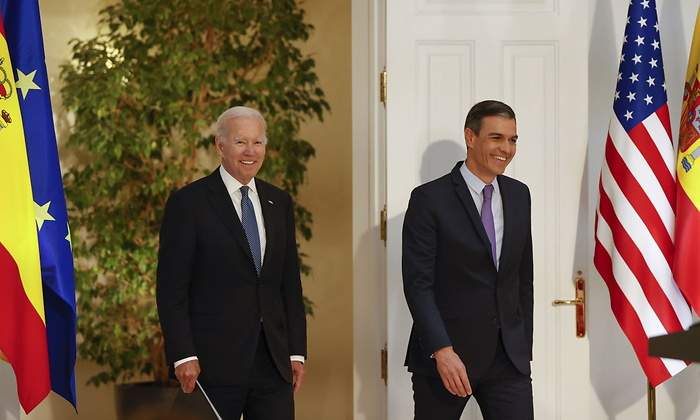 bidensanchez.jpg