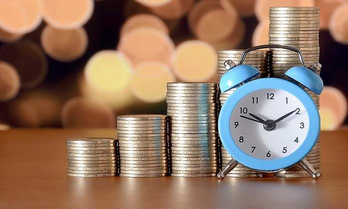 1200-x-655-Dinero-con-reloj-Istock.jpg