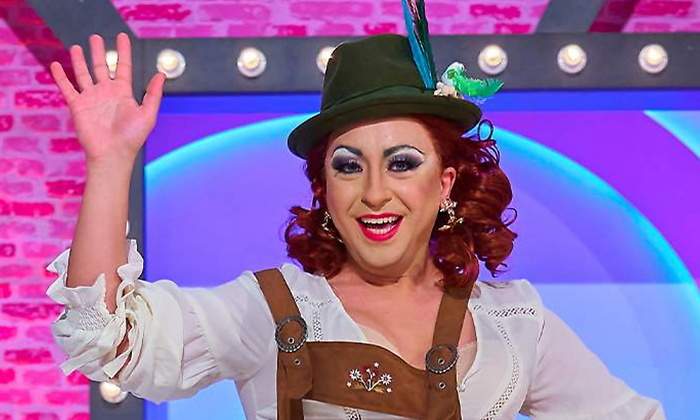 pupi-drag.jpg
