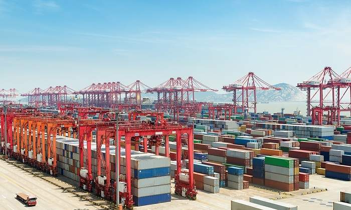 Puerto-Shanghai-dreamstime.jpg