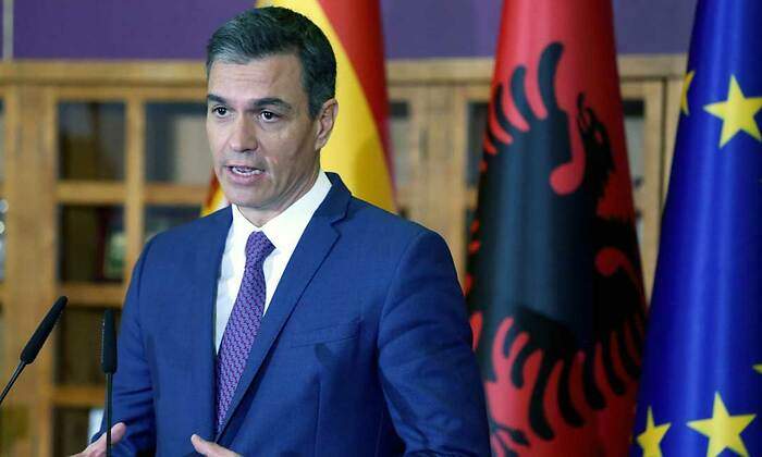 Pedro-Sanchez-en-Tirana.jpg