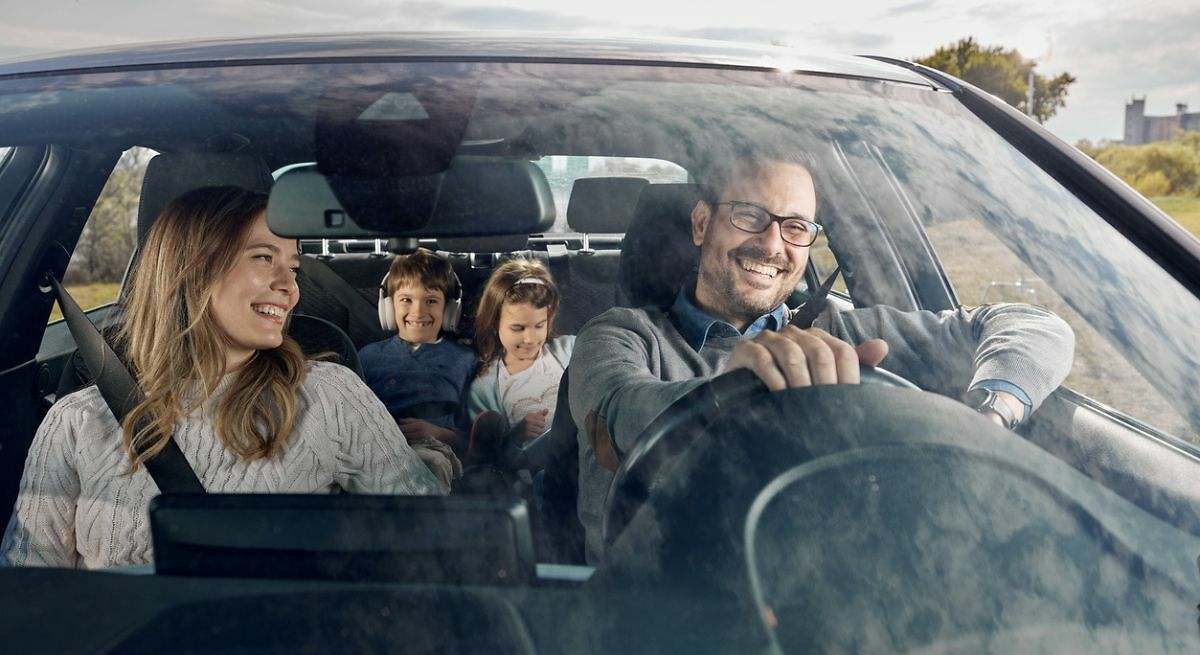 Las gasolineras más baratas en cada una de las autovías y autopistas de España: A1, A2, A3, A4...
