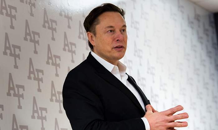 musk-alamy.jpg