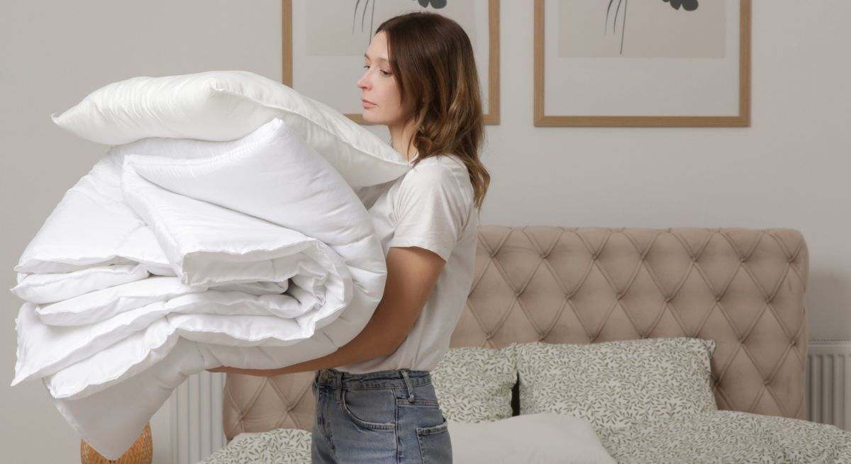 Cómo limpiar y guardar el edredón correctamente ahora que llega el calor: no utilices bolsas al vacío bajo ningún concepto